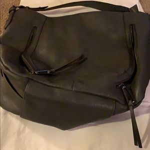 Jessica Simpson purse